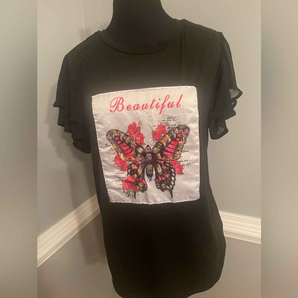 Graphic front women’s tee